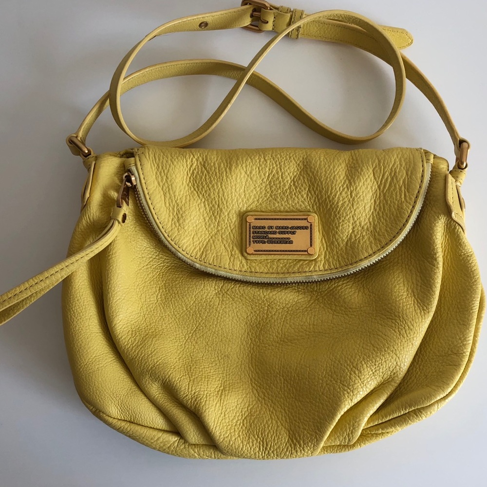 Marc Jacobs Classic Q Natasha in Yellow